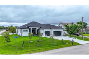 4301 10TH STREET, LEHIGH ACRES, FL 33971 - MLS#MFRC7524781