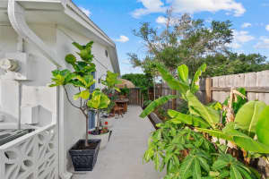 3870 STERLING ROAD, VENICE, FL 34293 - MLS#MFRC7524860