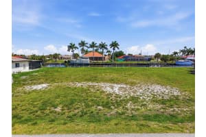 108 SINCLAIR STREET, PORT CHARLOTTE, FL 33952 - MLS#MFRC7524882