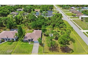 4027 Quaker Ln, NORTH PORT