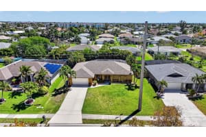 3809 AGUALINDA BOULEVARD, CAPE CORAL, FL 33914 - MLS#MFRC7524933