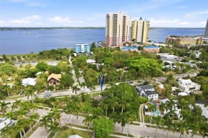 2706 RHODE ISLAND AVENUE, FORT MYERS, FL 33916 - MLS#MFRC7524941