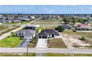 4343 31ST TERRACE, CAPE CORAL, FL 33993 - MLS#MFRC7524975
