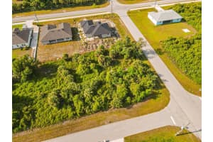 13369 GALVESTON AVENUE, PORT CHARLOTTE, FL 33981 - MLS#MFRC7525019