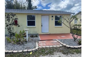 255 PINEAPPLE STREET, ENGLEWOOD, FL 34223 - MLS#MFRC7525069