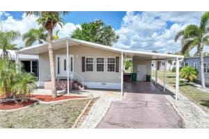 2100 Kings Hwy #206, PORT CHARLOTTE