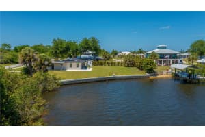 3404 LAKE VIEW BOULEVARD, PORT CHARLOTTE, FL 33948 - MLS#MFRC7525115