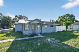 108 EARL AVENUE, AUBURNDALE, FL 33823 - MLS#MFRC7525194
