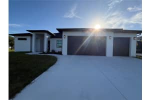 72 TEE VIEW ROAD, ROTONDA WEST, FL 33947 - MLS#MFRC7525196