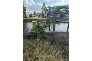 4153 HOLLIS AVENUE, PORT CHARLOTTE, FL 33953 - MLS#MFRC7525434