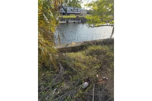4153 HOLLIS AVENUE, PORT CHARLOTTE, FL 33953 - MLS#MFRC7525434