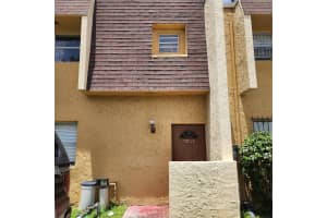 5733 BLUEBERRY COURT, LAUDERHILL, FL 33313 - MLS#MFRC7525483