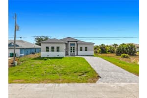10262 KINGSVILLE DRIVE, PORT CHARLOTTE, FL 33981 - MLS#MFRC7525493