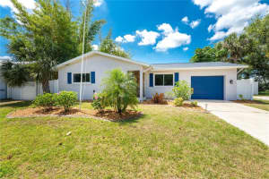 557 Magnolia Ave Nw, PORT CHARLOTTE 557 Magnolia Ave Nw, PORT CHARLOTTE