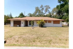 2555 Wood St, SARASOTA