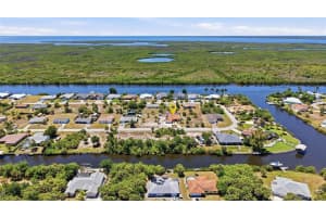 18319 ARAPAHOE CIRCLE, PORT CHARLOTTE, FL 33948 - MLS#MFRC7525517