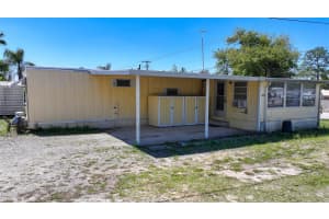 2400 SAN MIGUEL AVENUE, AVON PARK, FL 33825 - MLS#MFRC7525522