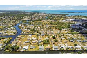 885 3RD STREET, ENGLEWOOD, FL 34223 - MLS#MFRC7525601