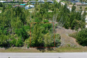 8409 ANTWERP CIRCLE, PORT CHARLOTTE, FL 33981 - MLS#MFRC7525613