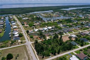 8409 ANTWERP CIRCLE, PORT CHARLOTTE, FL 33981 - MLS#MFRC7525613