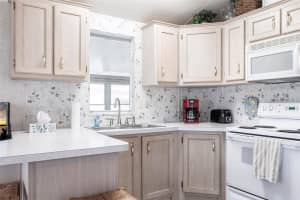 1604 MANATEE LOOP, PUNTA GORDA, FL 33950 - MLS#MFRC7525743