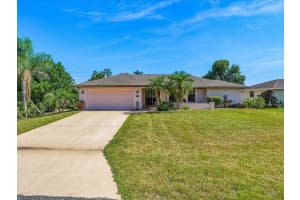 22207 LANCASTER AVENUE, PORT CHARLOTTE, FL 33952 - MLS#MFRC7525997