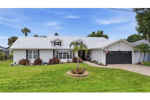 425 Corrientes Cir, PUNTA GORDA