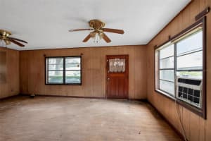 26045 NEWBERRY ROAD, NEWBERRY, FL 32669 - MLS#MFRC7526052