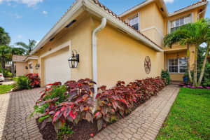 10284 CREPE JASMINE LANE, FORT MYERS, FL 33913 - MLS#MFRC7526218