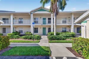 4910 COUGAR COURT, NAPLES, FL 34109 - MLS#MFRC7526333