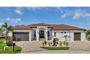 2795 BAY COURT, PUNTA GORDA, FL 33950 - MLS#MFRC7526536
