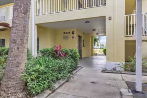 19335 WATER OAK DRIVE, PORT CHARLOTTE, FL 33948 - MLS#MFRC7526582