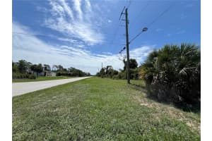 12173 GULFSTREAM BOULEVARD, PORT CHARLOTTE, FL 33981 - MLS#MFRC7526779