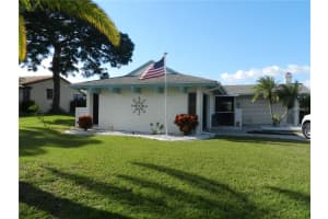 98 Caddy Rd, ROTONDA WEST