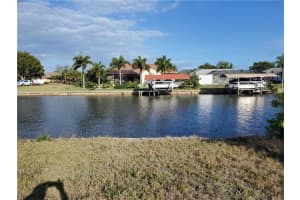 4228 EASTLAKE CT, PORT CHARLOTTE, FL 33948 - MLS#MFRD6117396