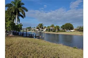 4228 EASTLAKE CT, PORT CHARLOTTE, FL 33948 - MLS#MFRD6117396