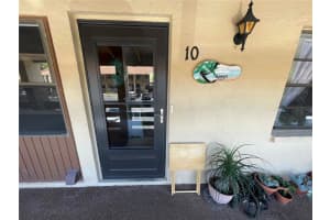 25 Quails Run Blvd, Englewood, FL 34223, Sold 09/30/21