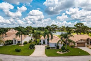 8225 Parkside Dr, Englewood, FL 34224, Sold 12/01/21