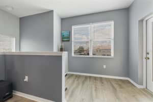 3758 Parkridge Cir, Sarasota, FL 34243, Sold 12/03/21