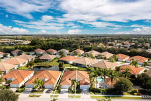 27174 Ipswich Dr, Englewood, FL 34223, Sold 11/23/21