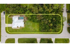 10030 Franklin Dr, Englewood, FL 34224, Sold 01/18/22