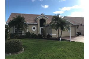 8377 Parkside Dr, Englewood, FL 34224, Sold 01/14/22