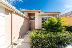 8509 Gateway Ct, Englewood, FL 34224, Sold 01/25/22