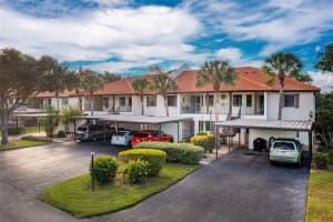 121 Pine Hollow Dr, Englewood, FL 34223, Sold 01/31/22