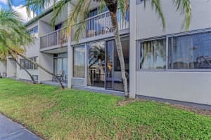 7150 N Tamiami Trail, Sarasota, FL 34243, Sold 01/31/22