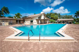511 Foxwood Blvd, Englewood, FL 34223, Sold 03/08/22