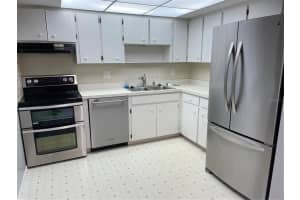 26 Quails Run Blvd, Englewood, FL 34223, Sold 02/22/22