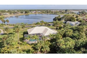 8060 Casa De Meadows Dr, Englewood, FL 34224, Sold 04/21/22