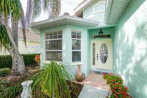 5021 Seagrass Dr, Venice, FL 34293, Sold 03/30/22