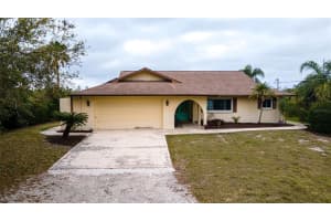 1950 Bayshore Dr, Englewood, FL 34223, Sold 04/15/22